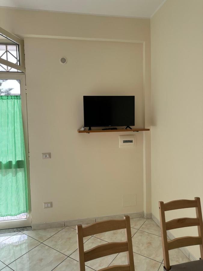 In Famiglia Apartment And Rooms For Pompei, Amalfi, Sorrento And Salerno Sant'Egidio del Monte Albino Exterior photo