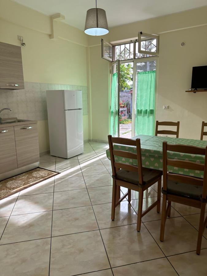 In Famiglia Apartment And Rooms For Pompei, Amalfi, Sorrento And Salerno Sant'Egidio del Monte Albino Exterior photo